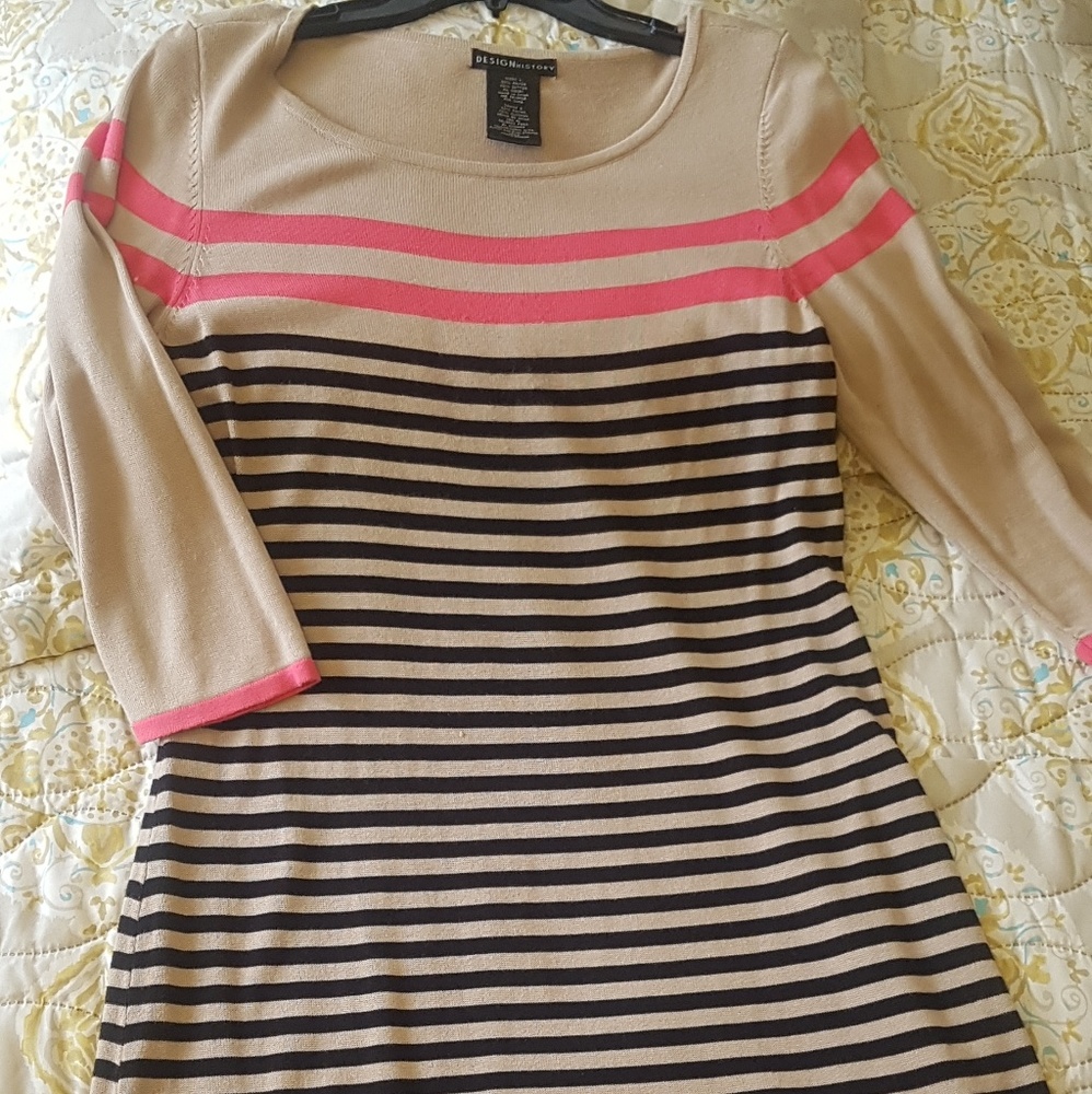 Design History brand Large Light Sweater dress